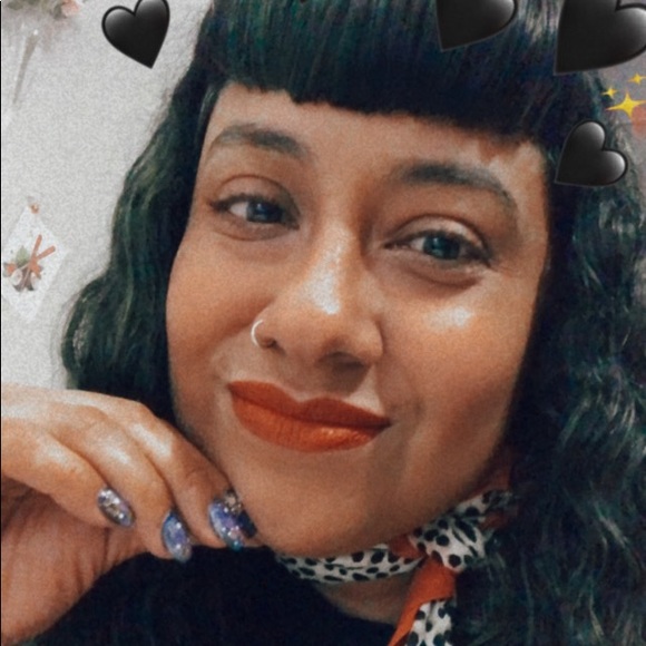 Meet your Posher, Evelyn - Picture 4 of 8